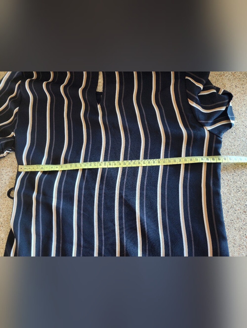 Y2k BANANA REPLUBLIC Striped Black Wrap-Style Front Blouse w/ Cream Stripes 1111 - Picture 6 of 12
